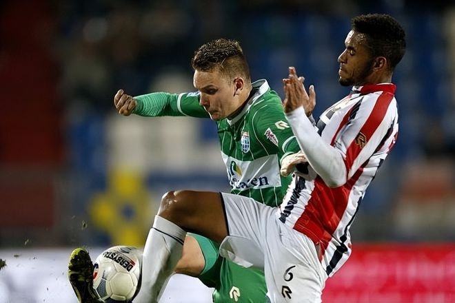 保持胜利的 保持胜利的